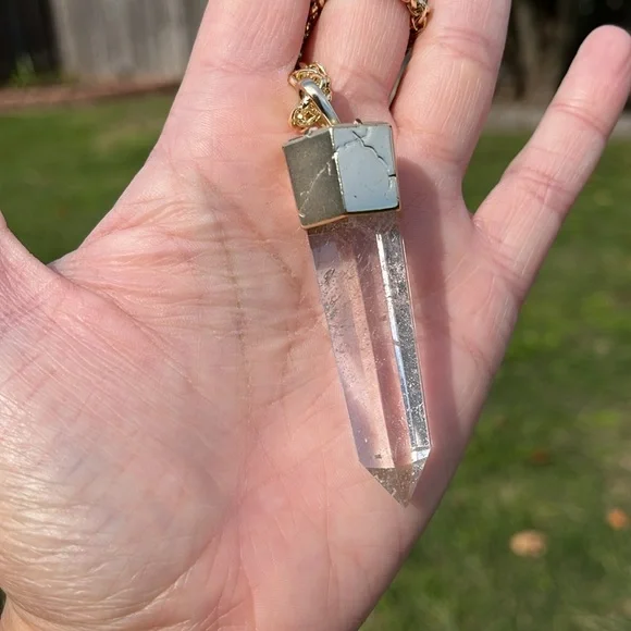 Kendra Scott Crackle Jayce Necklace - Picture 3 of 7